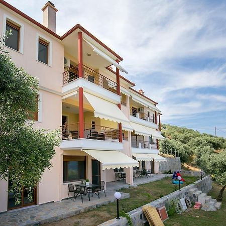 Aphrodite Villas Koinira Exterior photo